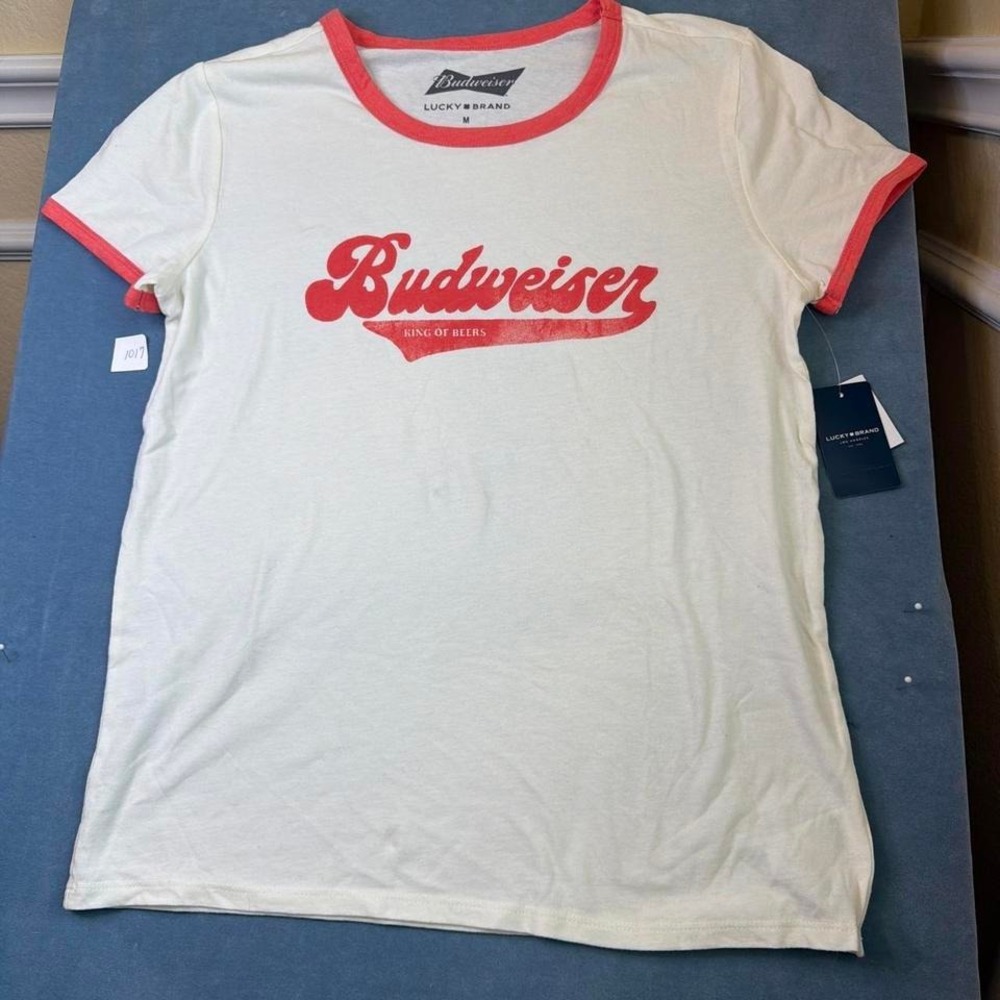 Lucky Brand NWT Graphic T Size M